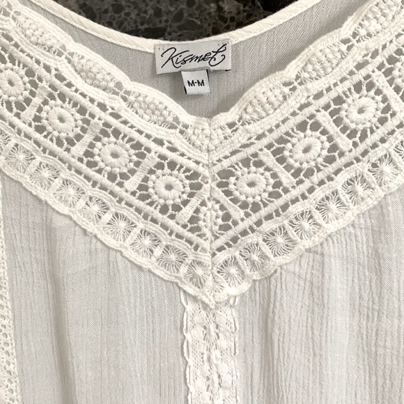 “Kismet” Cold Shoulder Top - Picture 3 of 6